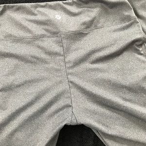 Bally capris size small